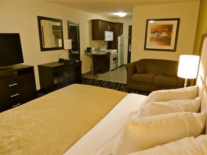 Western Star Inn And Suites Carlyle Ruang foto