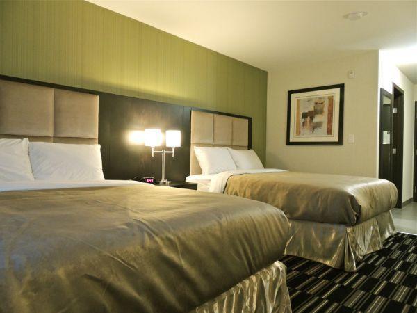 Western Star Inn And Suites Carlyle Bagian luar foto